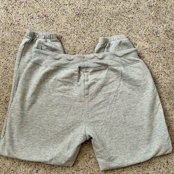 2 Gap Logo Fleece Joggers Bundle - Picture 4 of 9